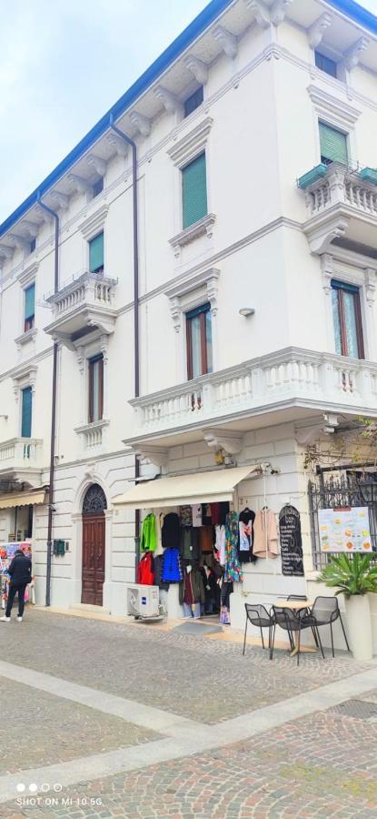 Villa Residenza Porta Brescia Peschiera del Garda Exterior foto
